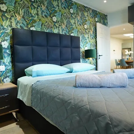 Oasis By The Sea - Cyprus Feriehus *