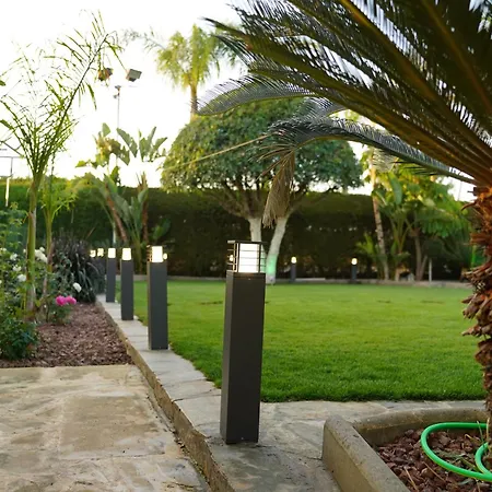 Oasis By The Sea - Cyprus Дом отдыха