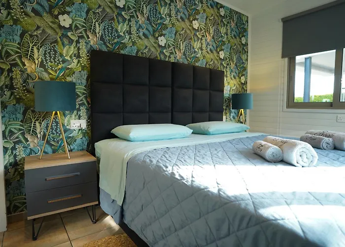 Дом отдыха Oasis By The Sea - Cyprus *